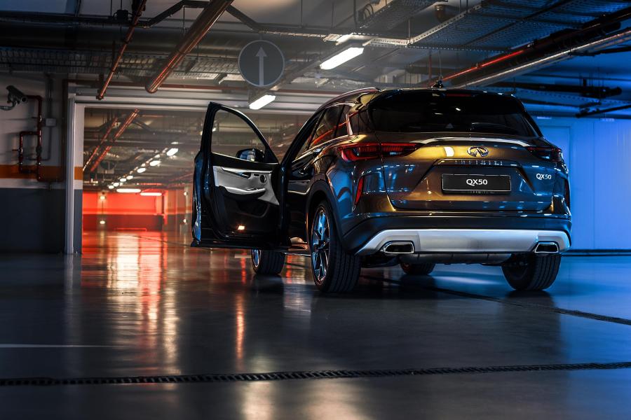 Infiniti QX50 2.0t 2018 года  (CIS) (фото 5 из 40)